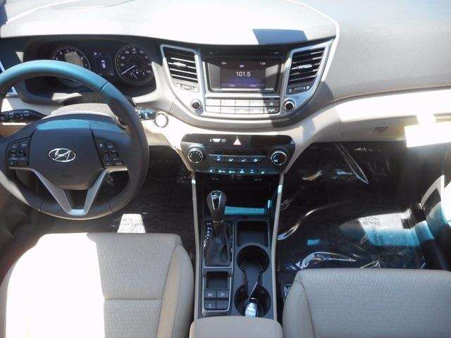 2017 Hyundai Tucson AWD Sport 4dr SUV